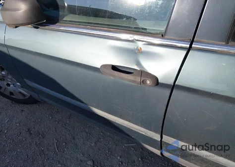 2005 Chrysler Pacifica z USA, uszkodzony, nr VIN 2C8GM48LX5R555400